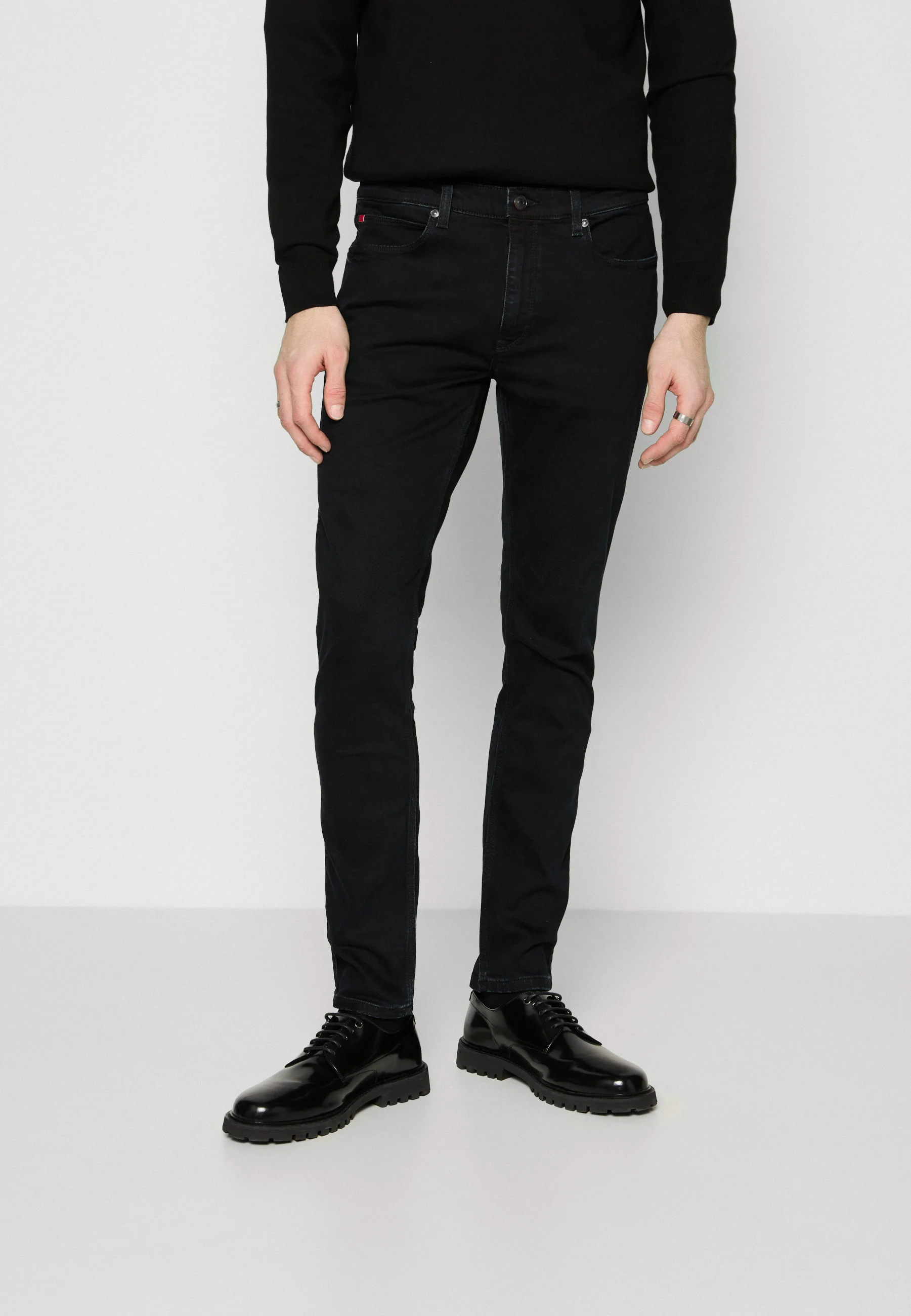 Hugo Boss HUGO734 Spodnie Jeansowe Jeansy Skinny Czarne Męskie WJZ