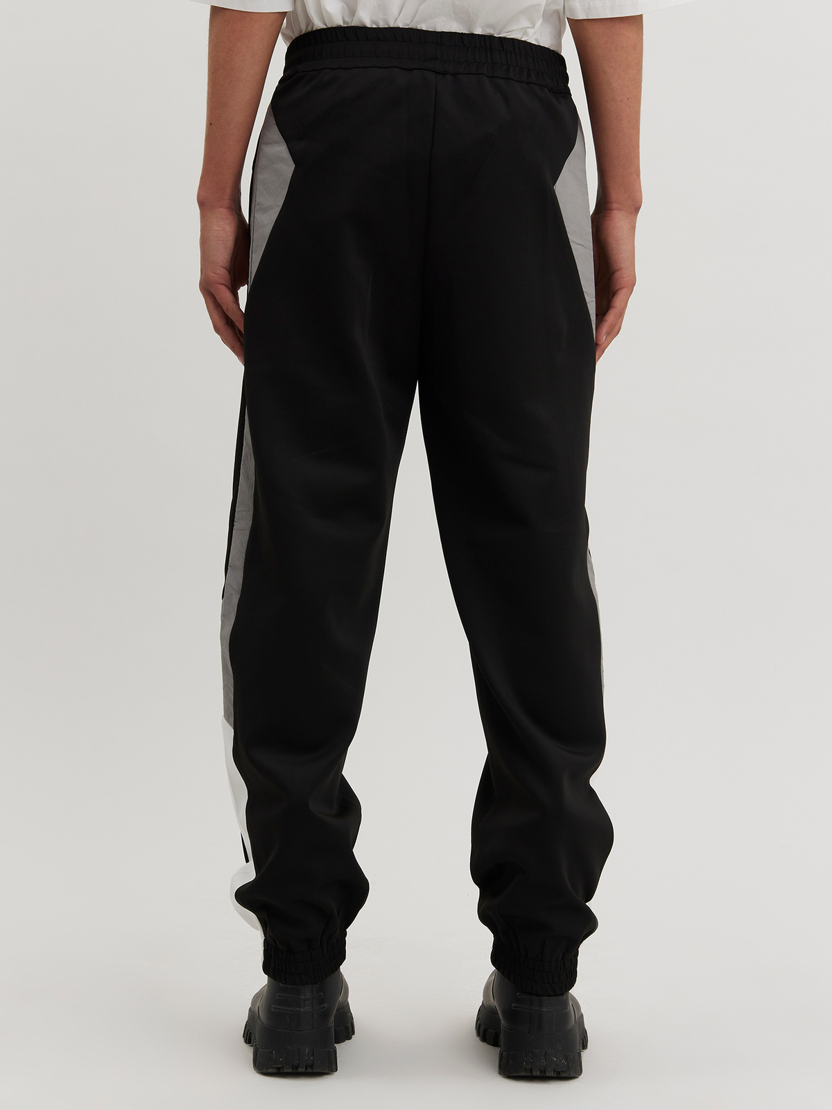 Holzweiler Tribeca Track Pants Czarne Spodnie Dresowe z Lampasami Męskie WJZ