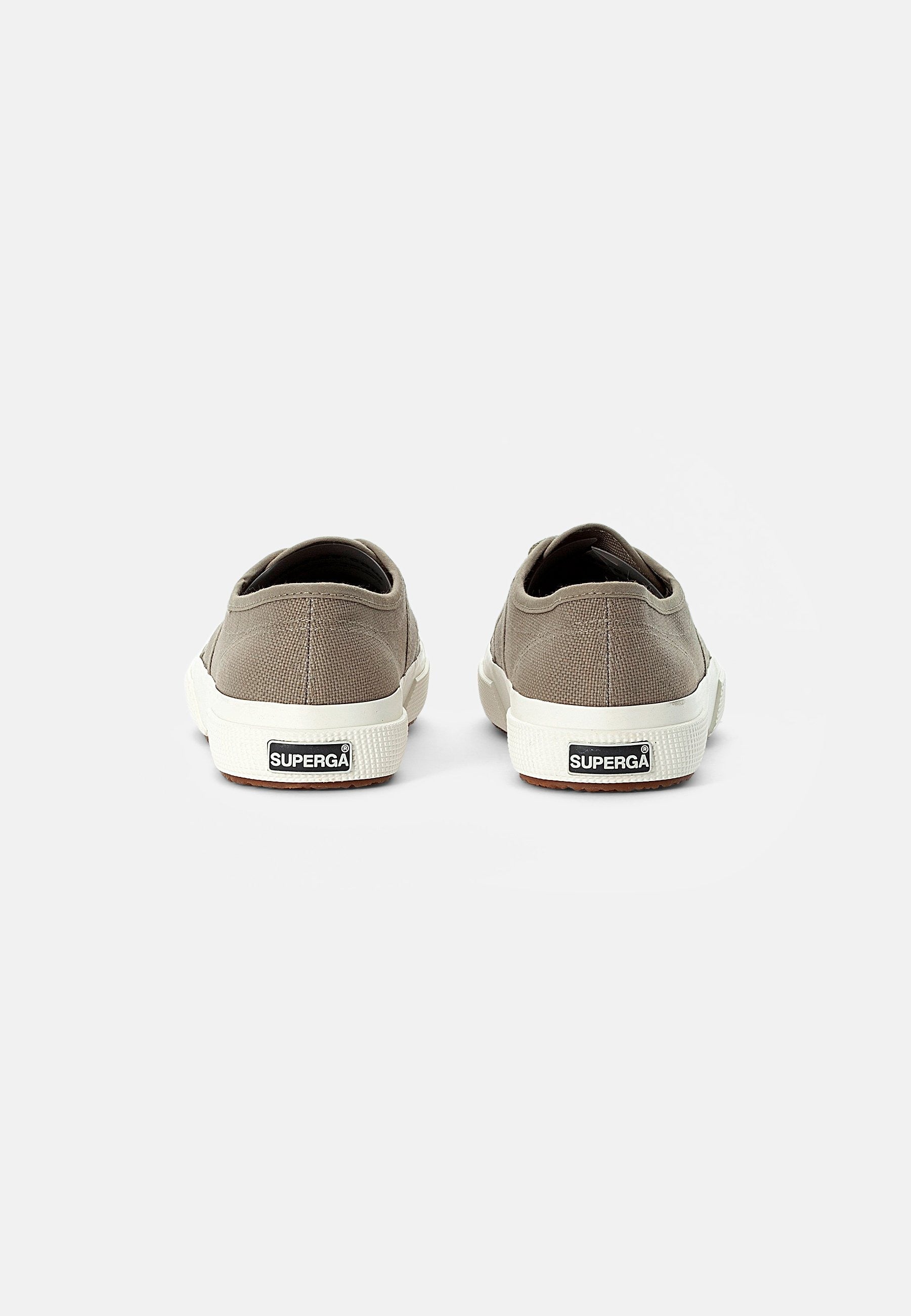 Superga Green Safari-F Avorio 2750 Sneakersy Niskie WLJ