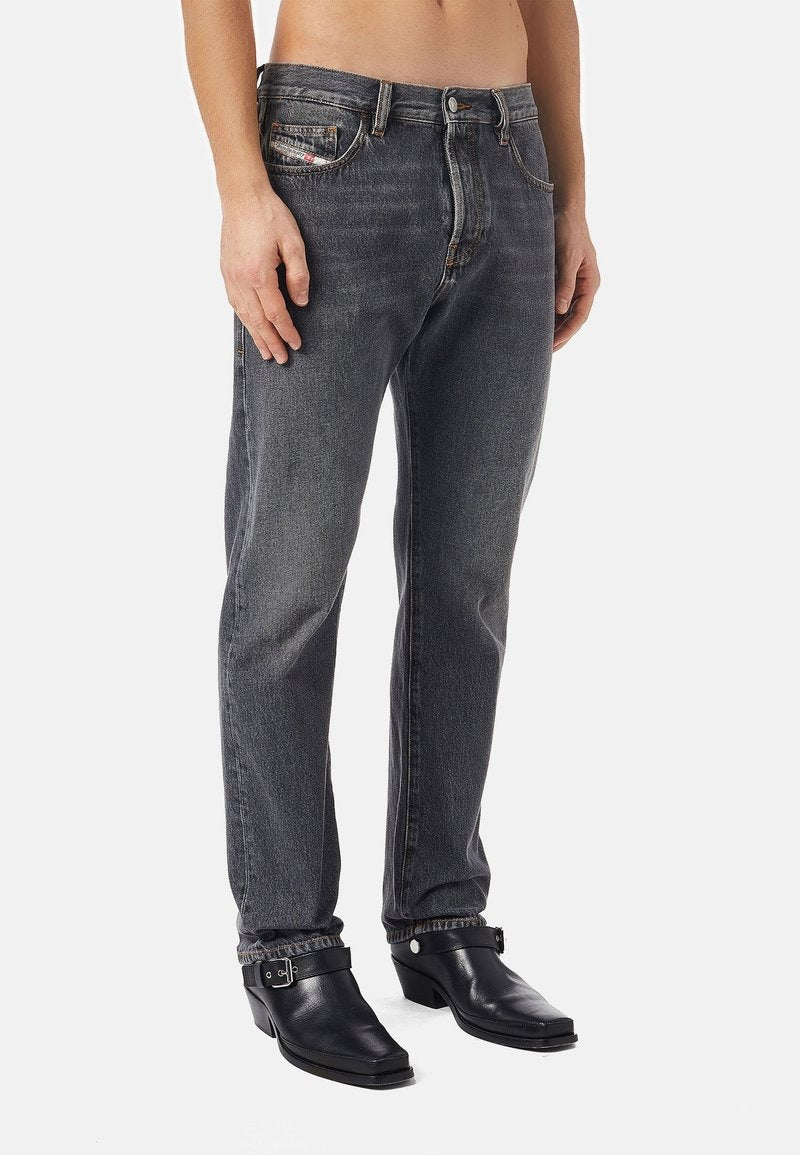 Diesel Regular Fit Mid Waist Szare Męskie Spodnie Jeansowe JZ