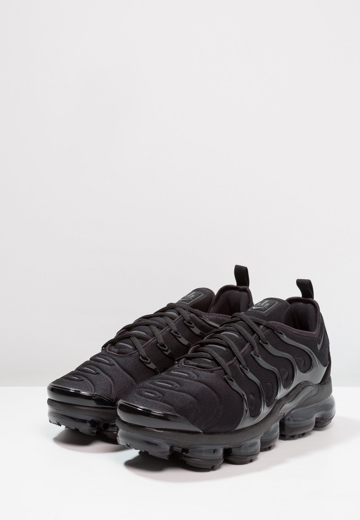 Nike Air Vapormax Plus Triple Black Czarne 924453-004