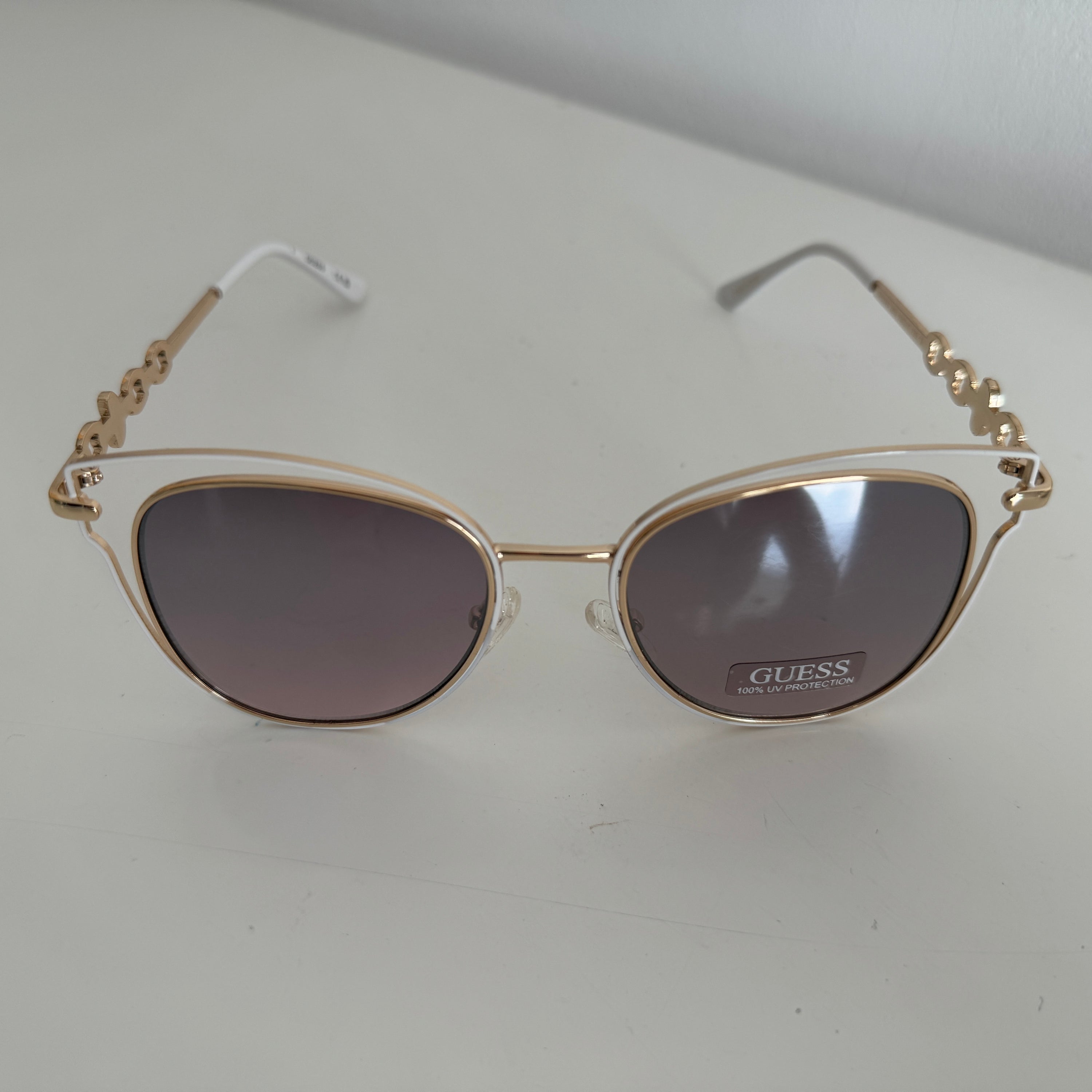 Guess GF0343 Białe Eleganckie Okulary Przeciwsłoneczne Kocie Damskie WL