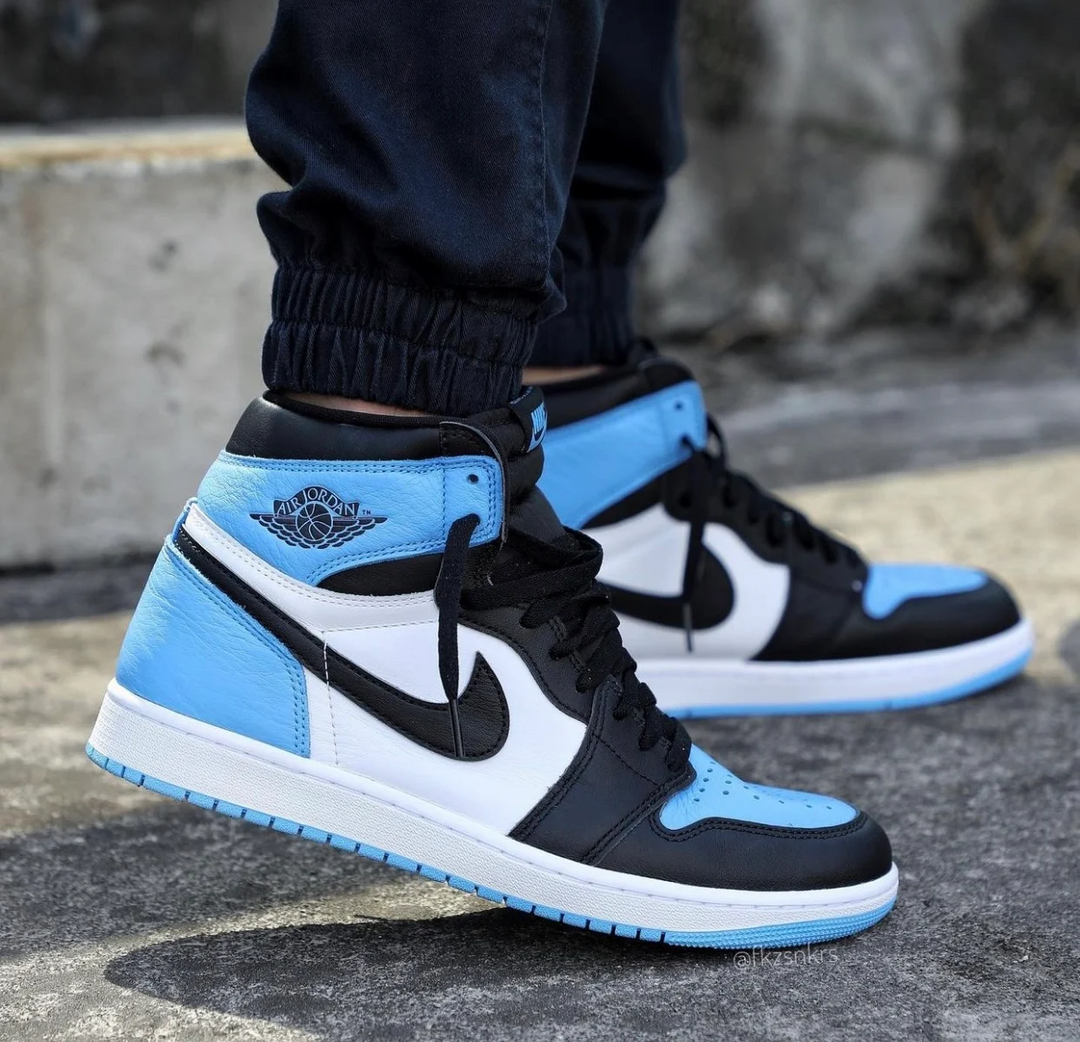 Air Jordan 1 Retro High OG UNC Toe Niebieskie DZ5485-400