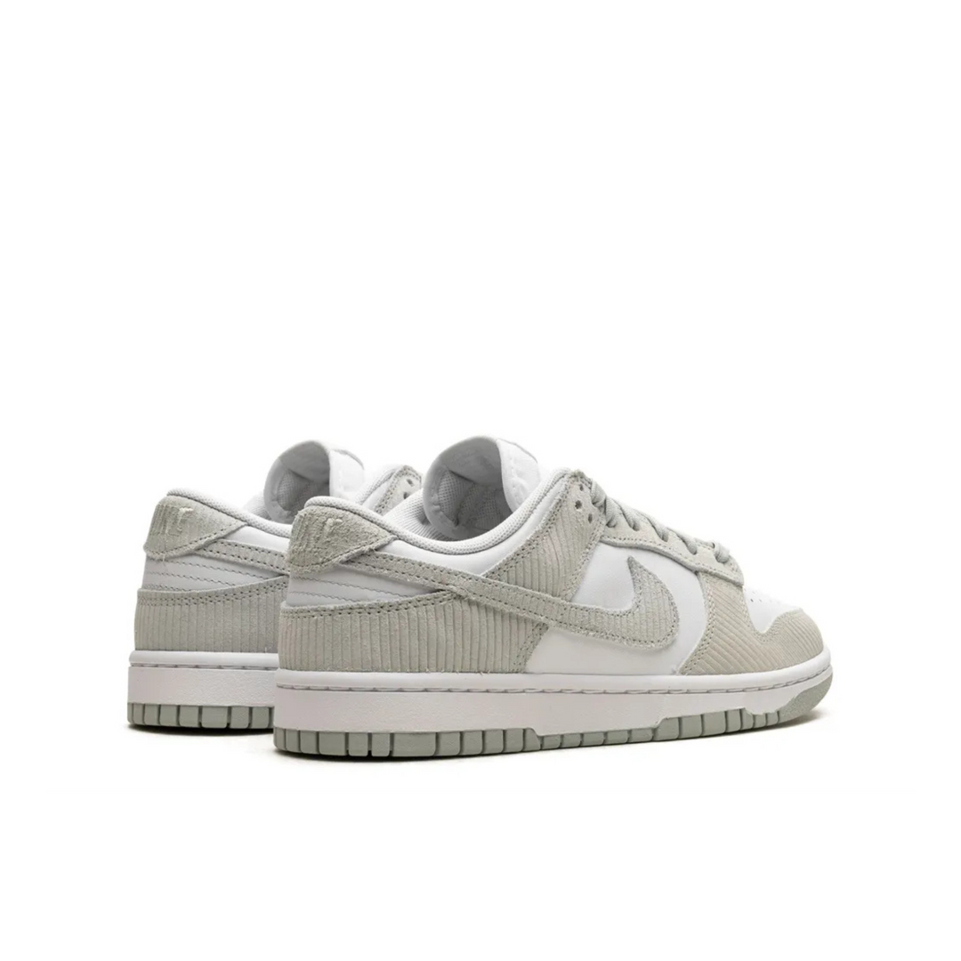 Nike Dunk Low "Grey Corduroy" Szare Buty Sportowe Sneakersy Damskie FN7658-100