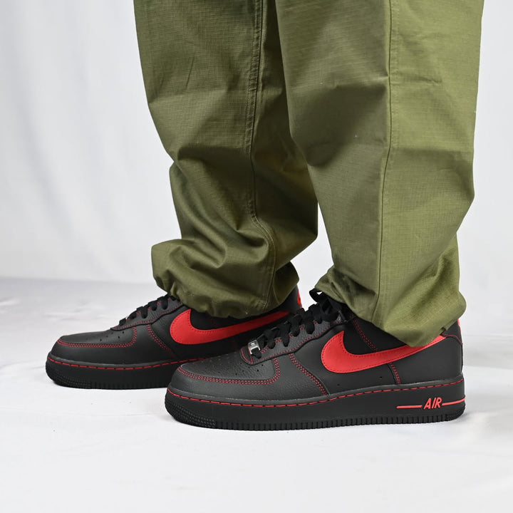 Nike Air Force 1 Low '07 LV8 "Bred" Czarne Czerwone HQ2037-005
