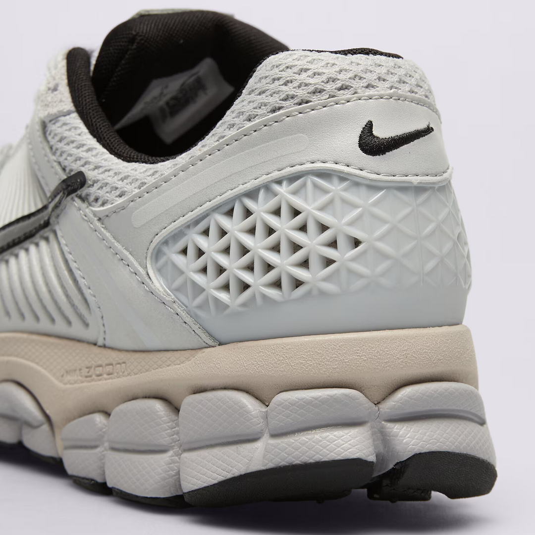 Nike Zoom Vomero 5 Pure Platinum Szare FN6742-002