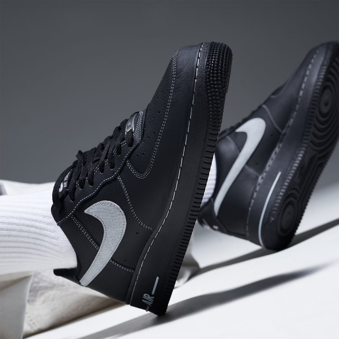 Nike Air Force 1 Low '07 LV8 "Black Grey" Czarne Szare Męskie Buty Sportowe Sneakersy HQ2037-006