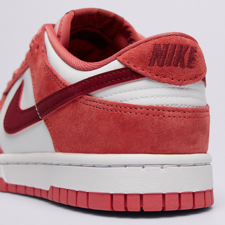 Nike Dunk Low Valentine's Day 2024 FQ7056-100